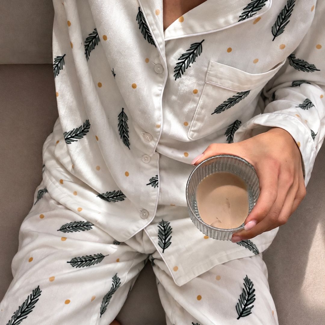 Winter Leaves Buttons Cozy Pajama